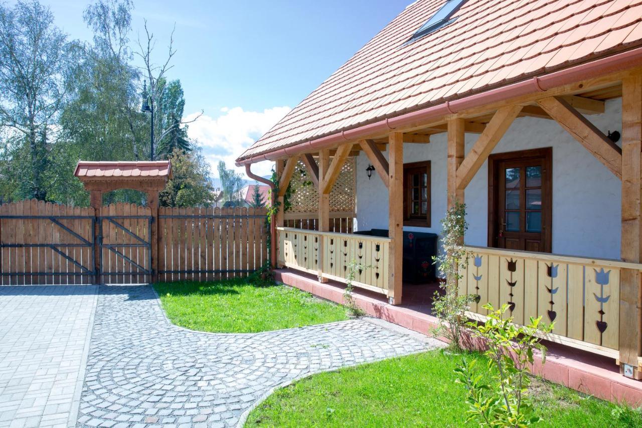Pepi Vendeghaz - Casa De Oaspeti Pepi Joseni  Экстерьер фото